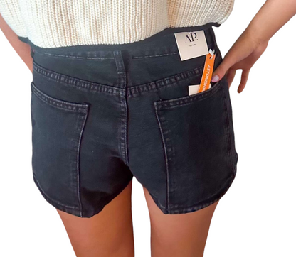 Dark denim skort